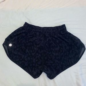 Lululemon Hotty Hot 2.5in Short